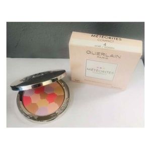 Guerlain Meteorites Compact Light Revealing Powder